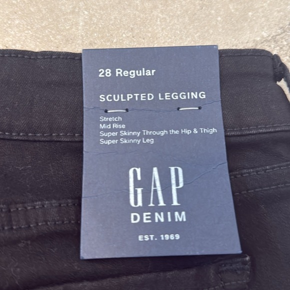NWT GAP Denim Women’s 28 Regular Sculpted Legging Stretch Mid Rise Black Jean - Picture 5 of 8